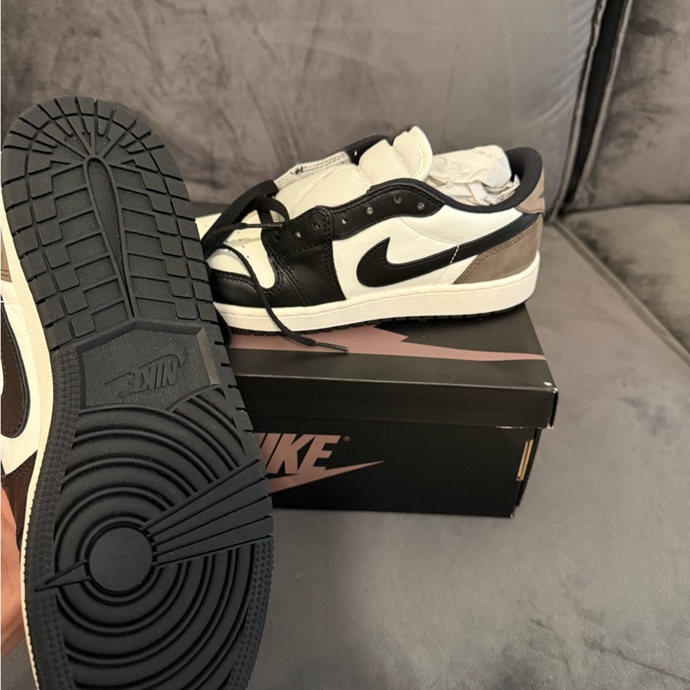 Air Jordan 1 retro low “Mocha”